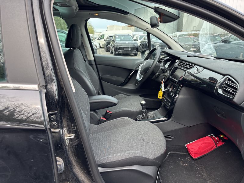 Citroen C3 1.2 e-VTi Exclusive 2016 – снимка 10