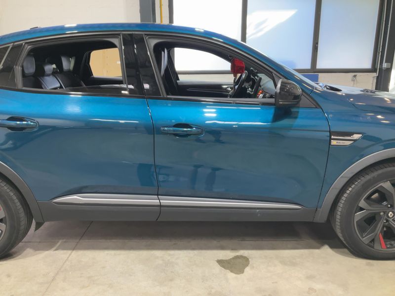 Renault Arkana 1.6 Hybrid E-Tech R.S. Line 2022 – снимка 10
