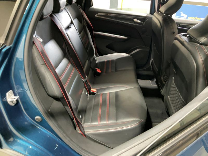 Renault Arkana 1.6 Hybrid E-Tech R.S. Line 2022 – снимка 19