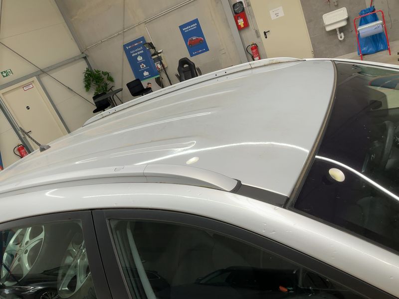 Hyundai ix35 2.0 CRDi FIFA World Cup Edition AWD 2015 – снимка 13