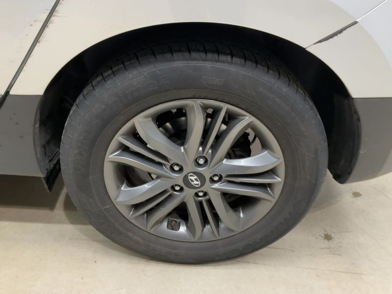 Hyundai ix35 2.0 CRDi FIFA World Cup Edition AWD 2015 – снимка 5