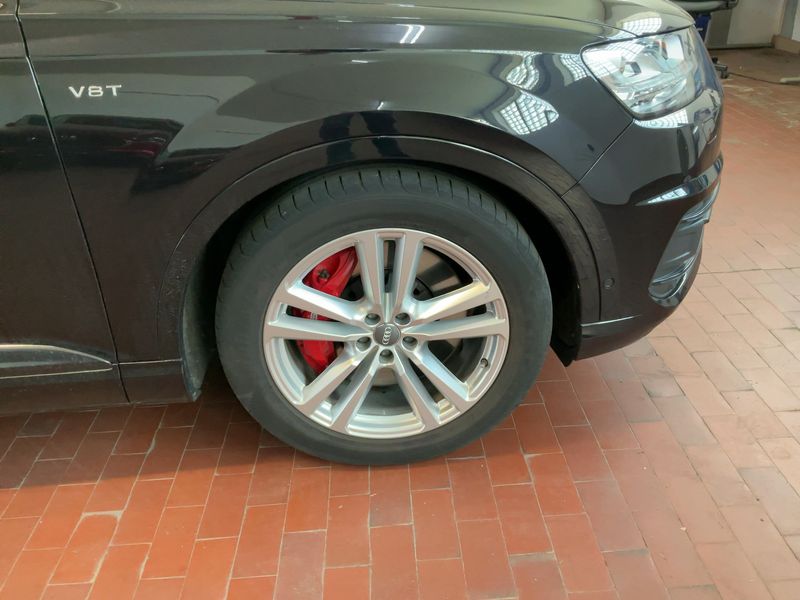 Audi SQ7 4.0 V8 TDI quattro 2018 – снимка 11