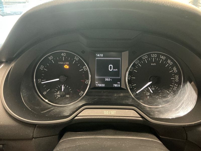 Skoda Octavia 1.4 TSI Ambition 2015 – снимка 24