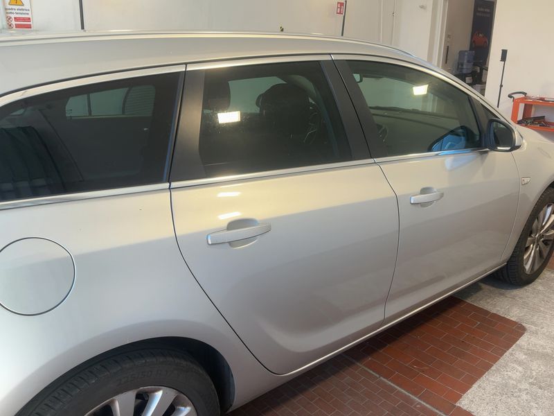 Opel Astra 2.0 CDTI Cosmo 2014 – снимка 10
