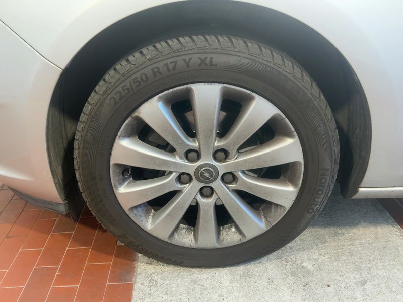 Opel Astra 2.0 CDTI Cosmo 2014 – снимка 3