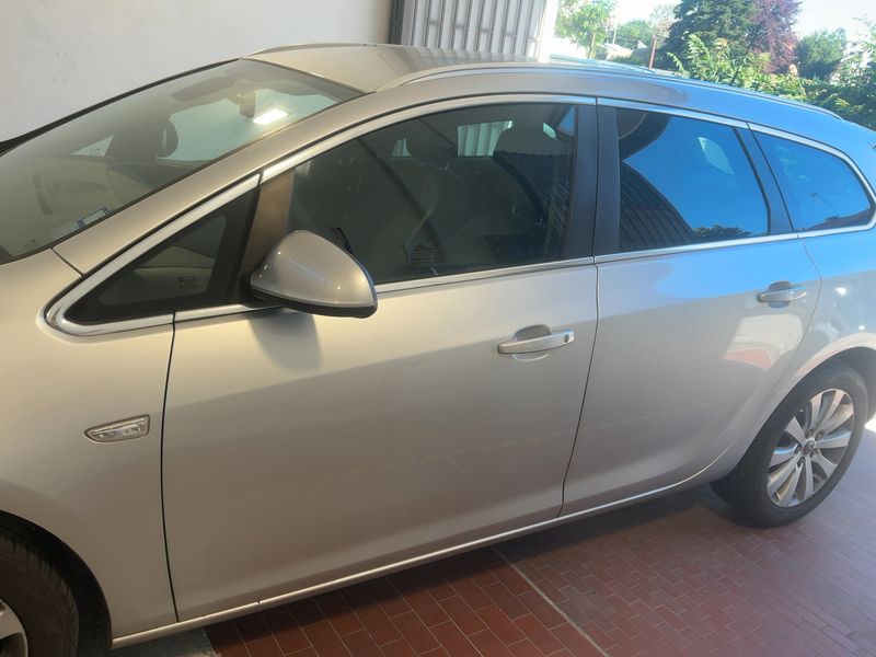 Opel Astra 2.0 CDTI Cosmo 2014 – снимка 4