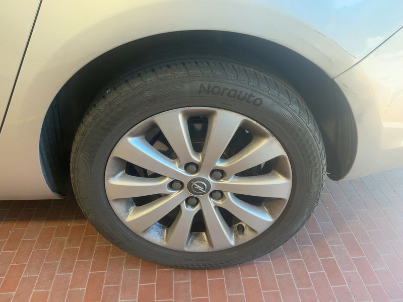 Opel Astra 2.0 CDTI Cosmo 2014 – снимка 5