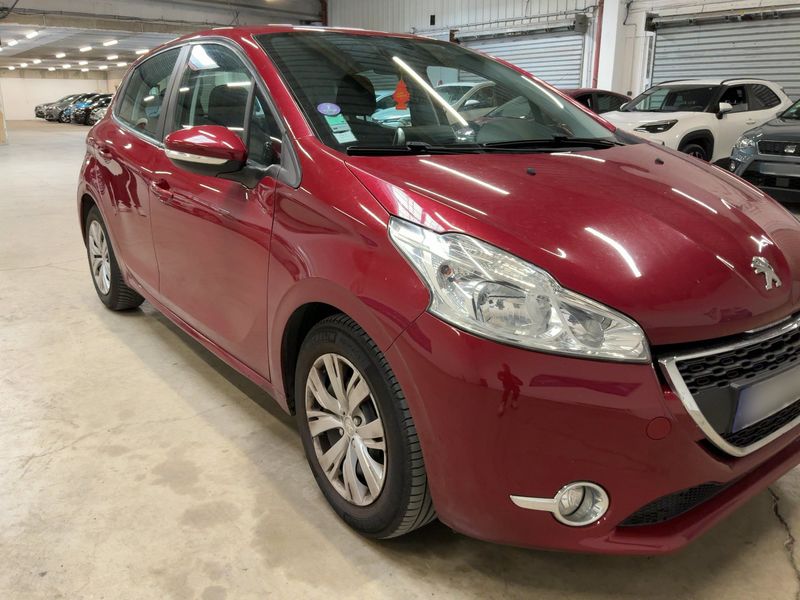 Peugeot 208 1.4 VTi Active 2012 – снимка 12