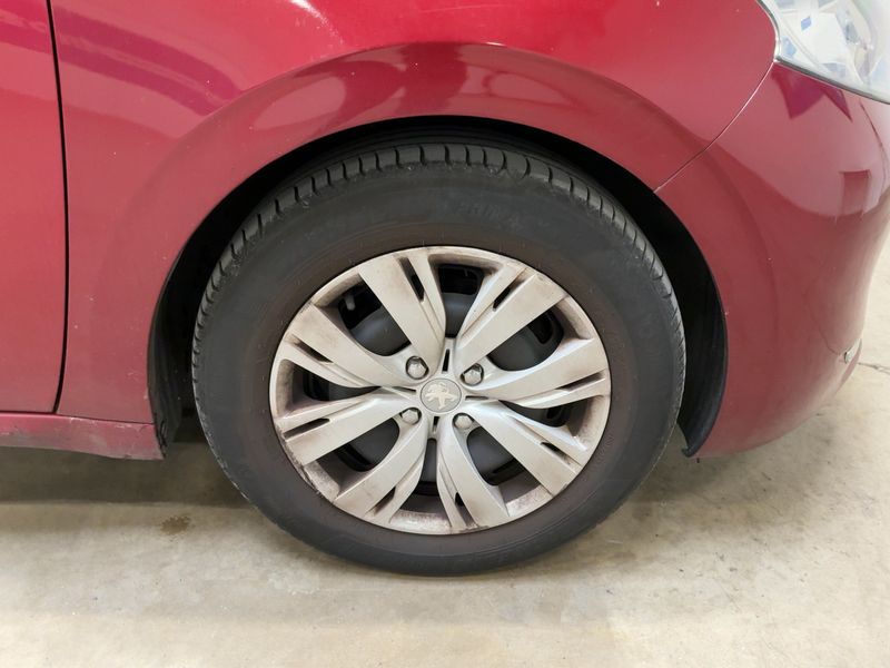 Peugeot 208 1.4 VTi Active 2012 – снимка 11