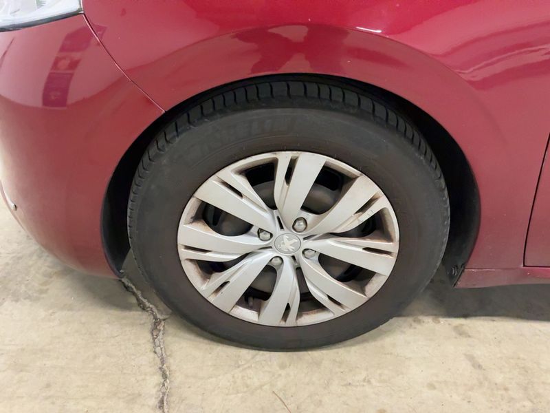 Peugeot 208 1.4 VTi Active 2012 – снимка 3