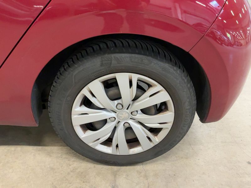 Peugeot 208 1.4 VTi Active 2012 – снимка 5