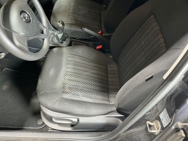 Volkswagen Polo 1.4 TDI Trendline BlueMotion Tech 2015 – снимка 27