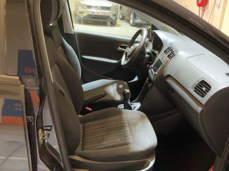 Volkswagen Polo 1.4 TDI Trendline BlueMotion Tech 2015 – снимка 16