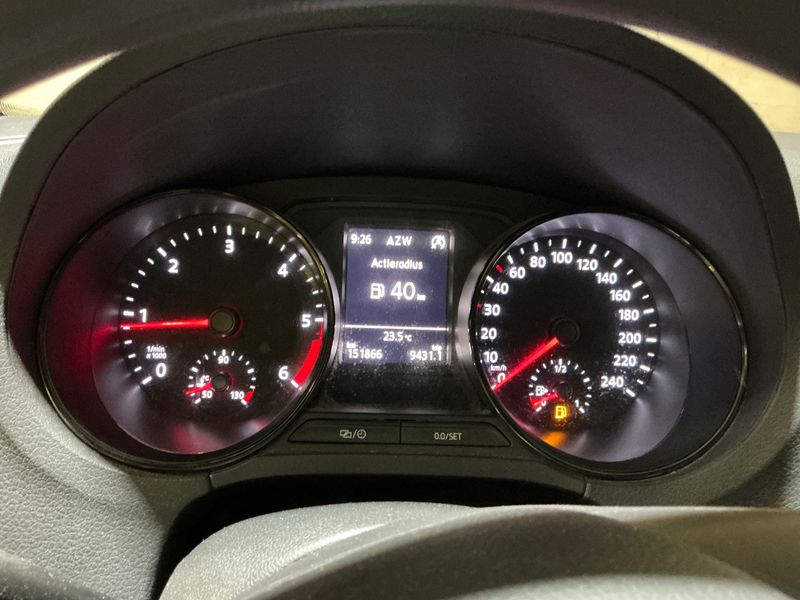 Volkswagen Polo 1.4 TDI Trendline BlueMotion Tech 2015 – снимка 18