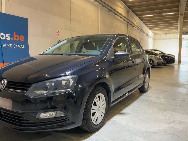 Volkswagen Polo 1.4 TDI Trendline BlueMotion Tech 2015 – снимка 2