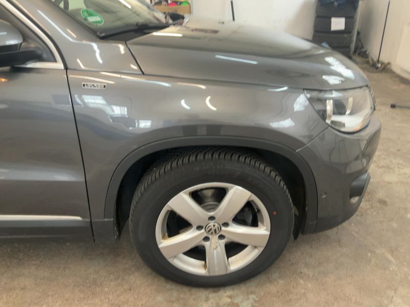 Volkswagen Tiguan 2.0 TDI Lounge Sport & Style BlueMotion Tech 2016 – снимка 12