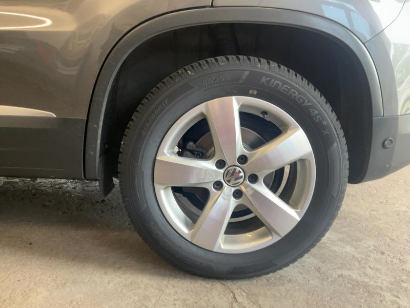 Volkswagen Tiguan 2.0 TDI Lounge Sport & Style BlueMotion Tech 2016 – снимка 5