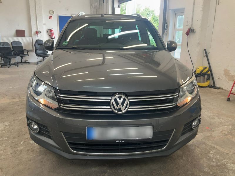 Volkswagen Tiguan 2.0 TDI Lounge Sport & Style BlueMotion Tech 2016 – снимка 14