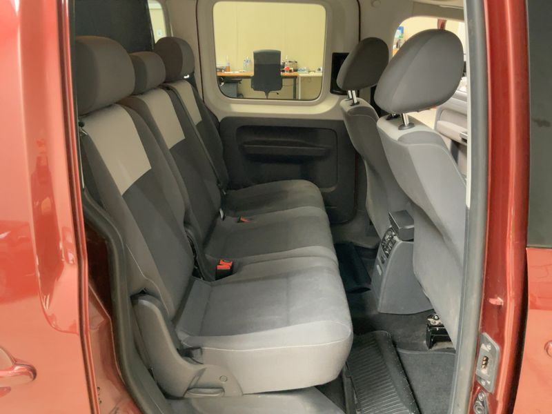 Volkswagen Caddy 1.2 TSI Trendline 2013 – снимка 19
