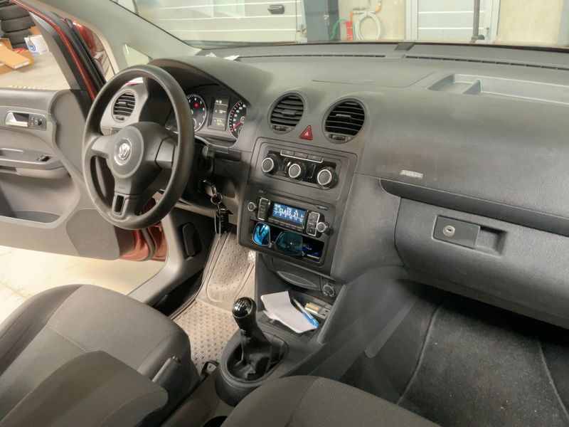 Volkswagen Caddy 1.2 TSI Trendline 2013 – снимка 17