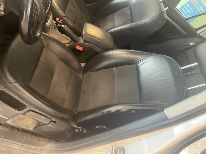Skoda Octavia 2.0 TDI Scout 4x4 2012 – снимка 24