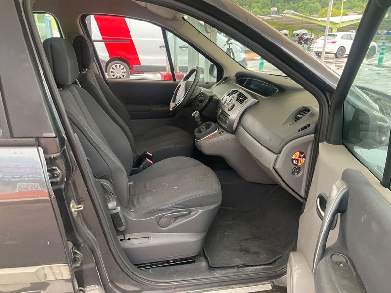 Renault Scenic 1.6 Dynamique 2007 – снимка 3