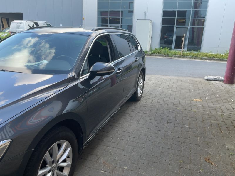 Volkswagen Passat 1.6 TDI Comfortline BlueMotion Tech 2018 – снимка 2