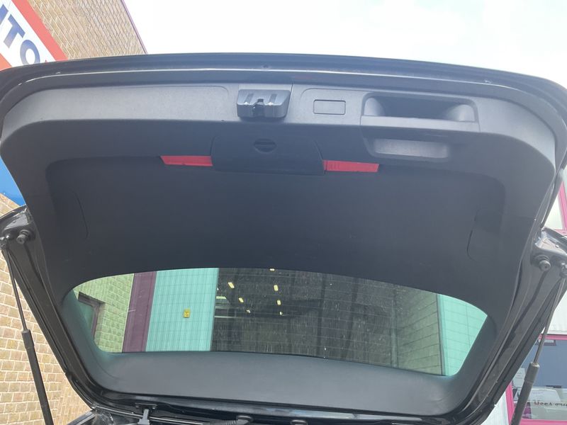 Volkswagen Passat 1.6 TDI Comfortline BlueMotion Tech 2018 – снимка 29