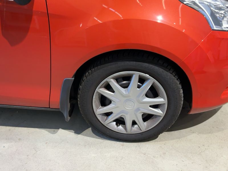 Ford B-Max 1.6 Ti-VCT Titanium 2014 – снимка 11