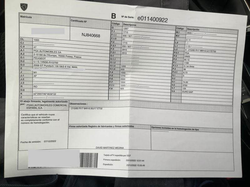 Peugeot 2008 1.2 PureTech GT 2022 – снимка 21