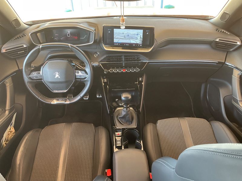 Peugeot 2008 1.2 PureTech GT 2022 – снимка 17