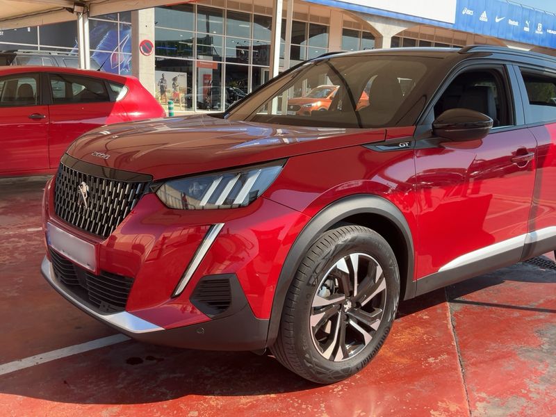 Peugeot 2008 1.2 PureTech GT 2022 – снимка 2