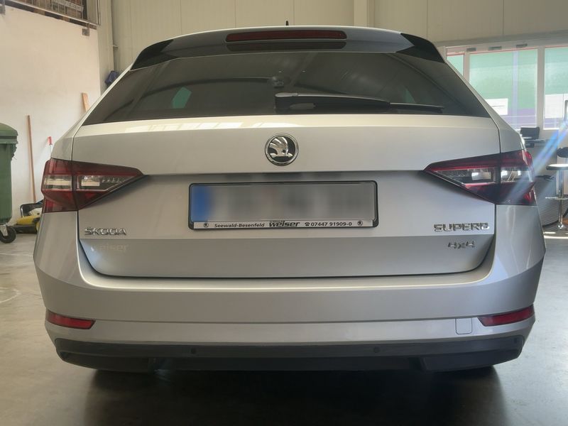Skoda Superb 2.0 TDI Premium Edition 4x4 2019 – снимка 7