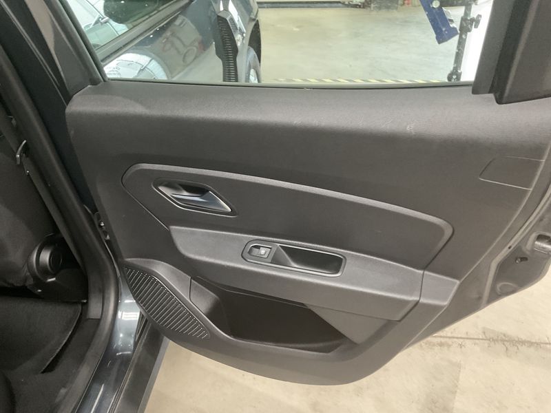 Dacia Duster 1.5 Blue dCi Comfort 2021 – снимка на щета