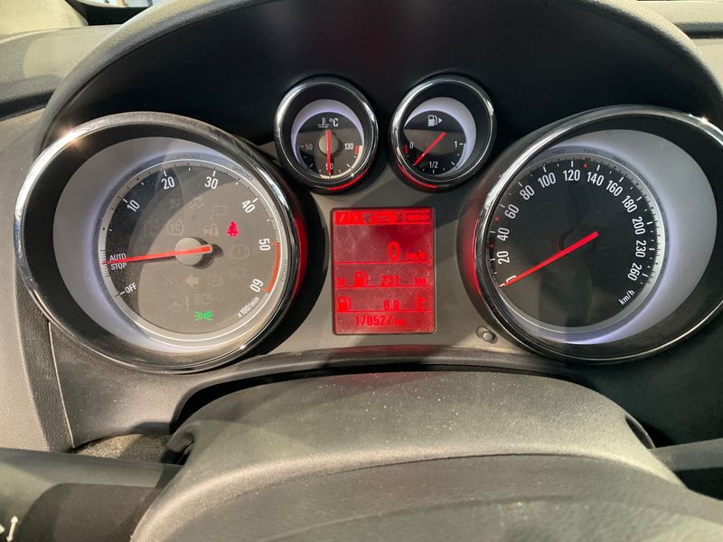 Opel Astra 1.6 CDTI DPF Selection 2015 – снимка 4