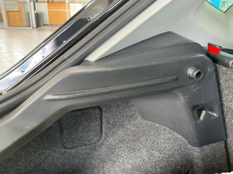 Seat Ibiza 1.0 TSI Style 2018 – снимка 33