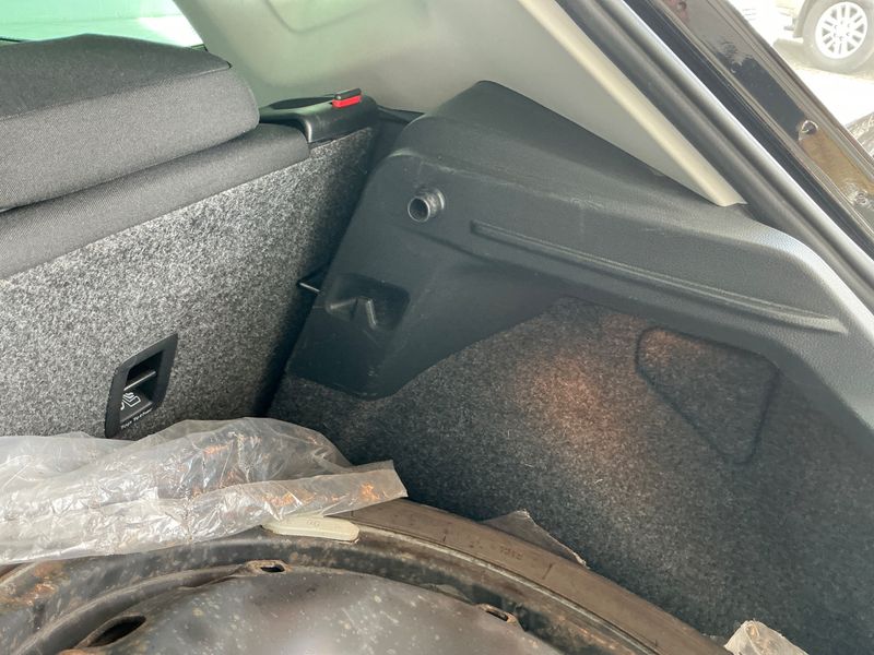 Seat Ibiza 1.0 TSI Style 2018 – снимка 32