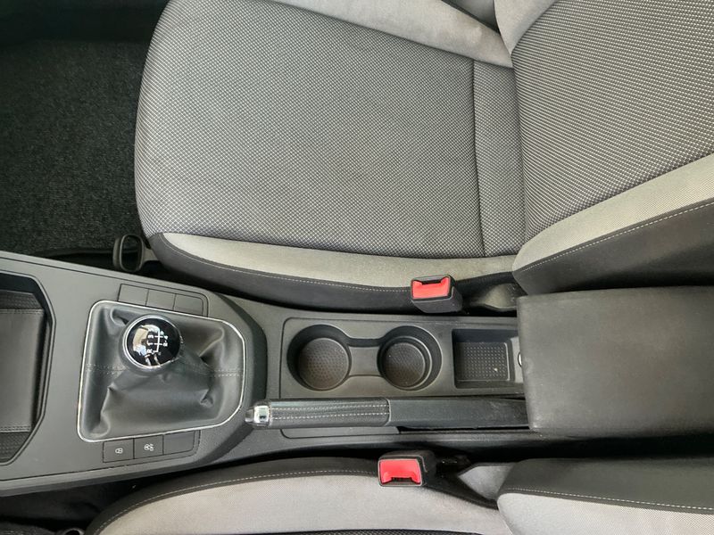 Seat Ibiza 1.0 TSI Style 2018 – снимка 34