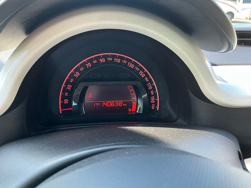 Renault Twingo 1.0 SCe Limited 2017 – снимка 18