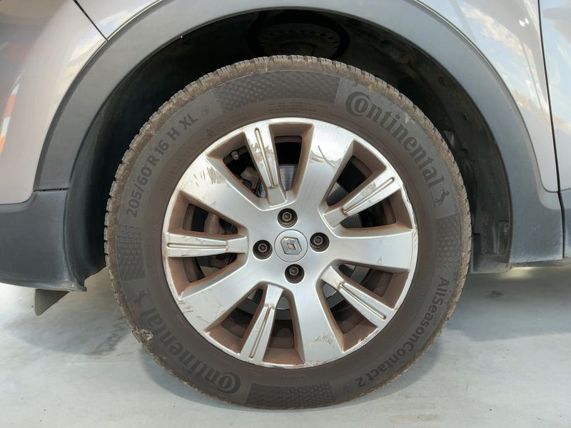 Renault Captur 1.5 dCi Energy Zen 2014 – снимка 3