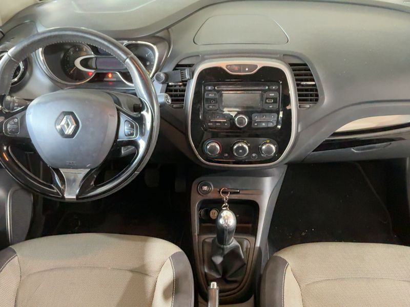 Renault Captur 1.5 dCi Energy Zen 2014 – снимка 17