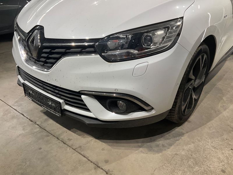 Renault Grand Scenic 1.3 TCe Energy BOSE-Edition 2018 – снимка 36