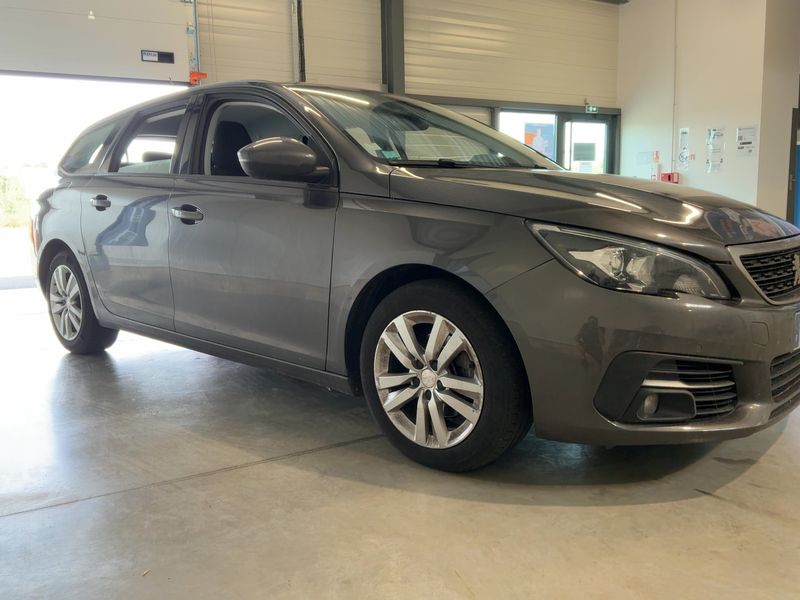 Peugeot 308 1.5 Blue-HDi Active Business 2018 – снимка 12