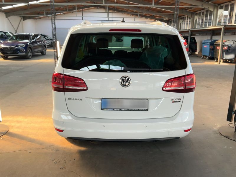 Volkswagen Sharan 2.0 TDI Highline 4Motion BlueMotion Tech 2017 – снимка 7