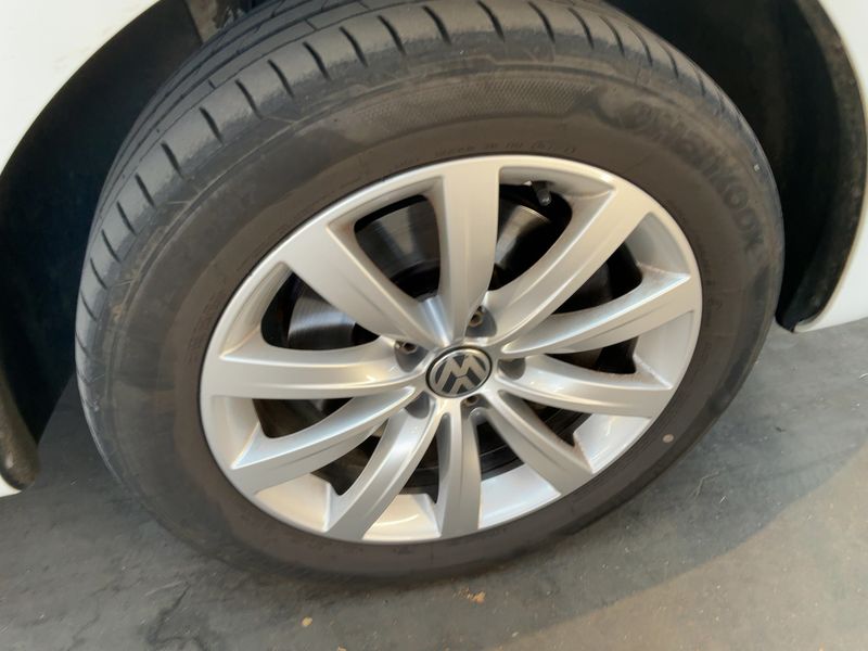 Volkswagen Sharan 2.0 TDI Highline 4Motion BlueMotion Tech 2017 – снимка 11
