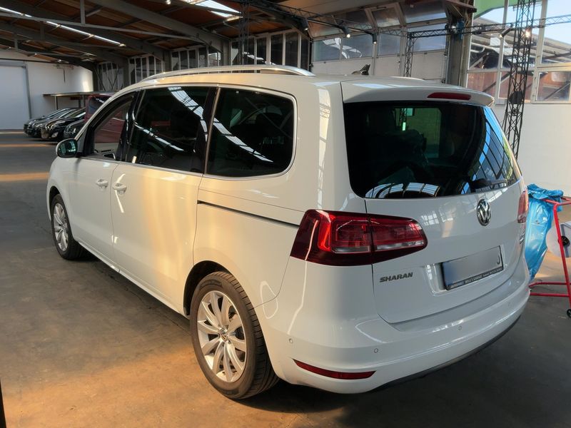 Volkswagen Sharan 2.0 TDI Highline 4Motion BlueMotion Tech 2017 – снимка 6