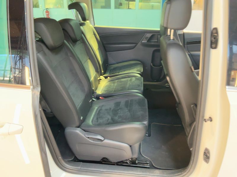Volkswagen Sharan 2.0 TDI Highline 4Motion BlueMotion Tech 2017 – снимка 20