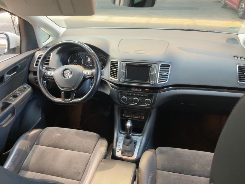 Volkswagen Sharan 2.0 TDI Highline 4Motion BlueMotion Tech 2017 – снимка 18