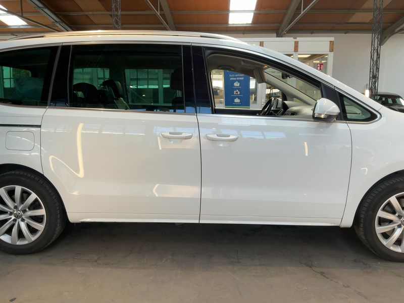 Volkswagen Sharan 2.0 TDI Highline 4Motion BlueMotion Tech 2017 – снимка 10