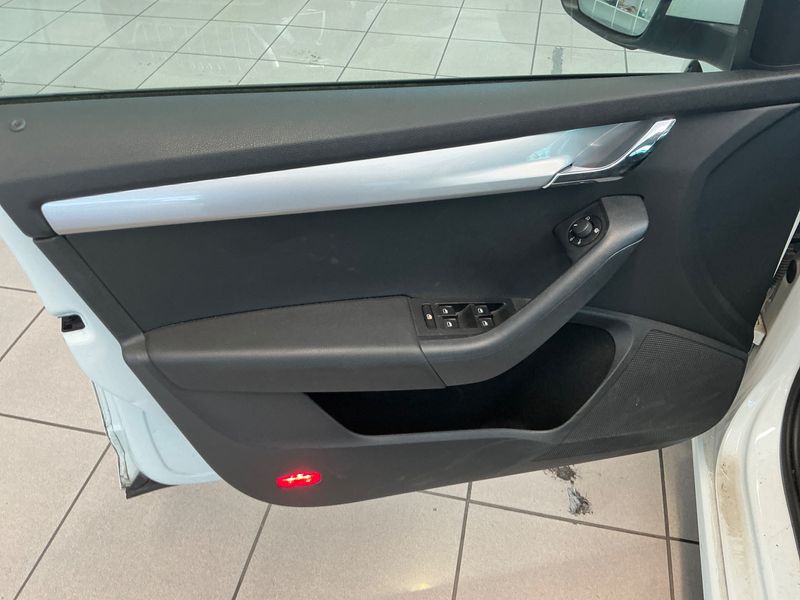 Skoda Octavia 2.0 TDI Elegance 2015 – снимка 25